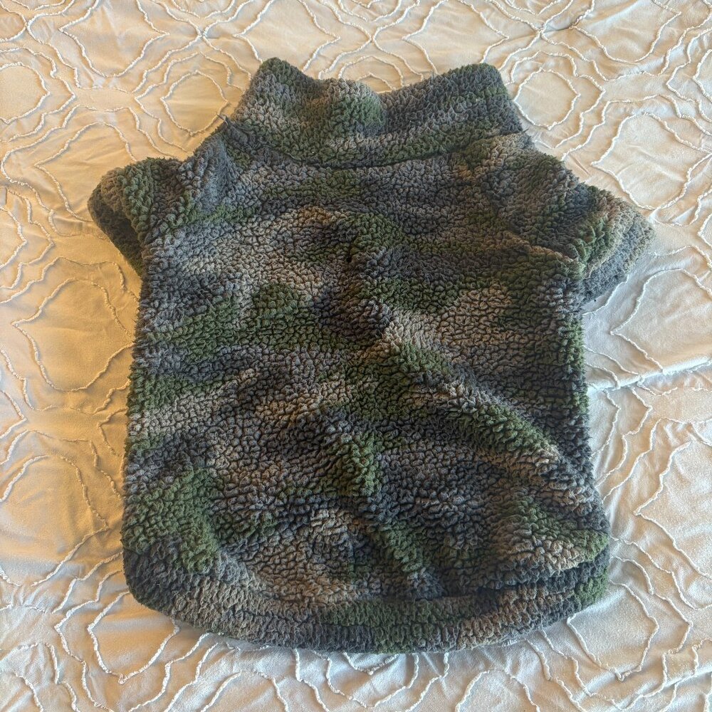 🎉HP🎉Aerie Offline Onleash Pet Collection Camo Sherpa Jacket